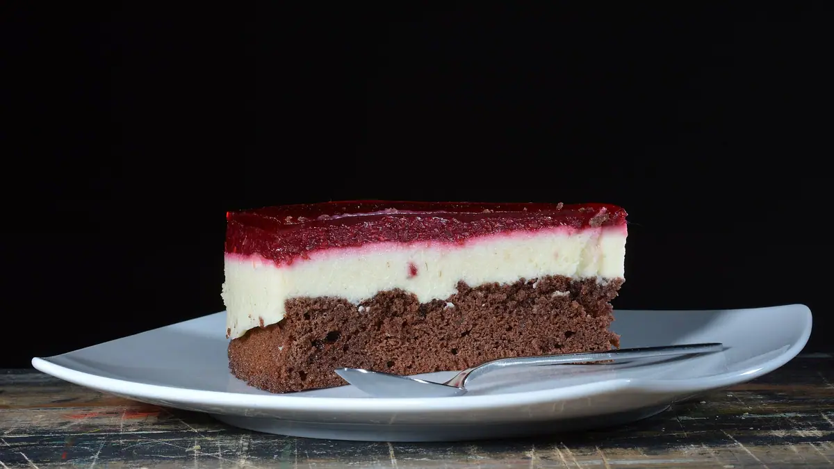 Kool Cakes Bakery – cake shop in Heston, London